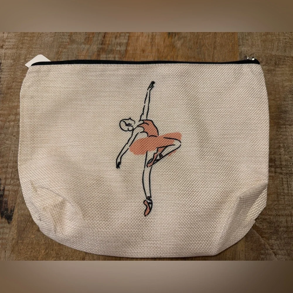 NWT Ballerina pouch with zipper